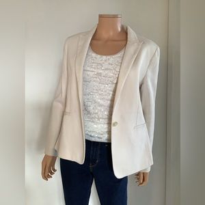 magnificent BCBGMaxazria eggshell camisole. It's like new